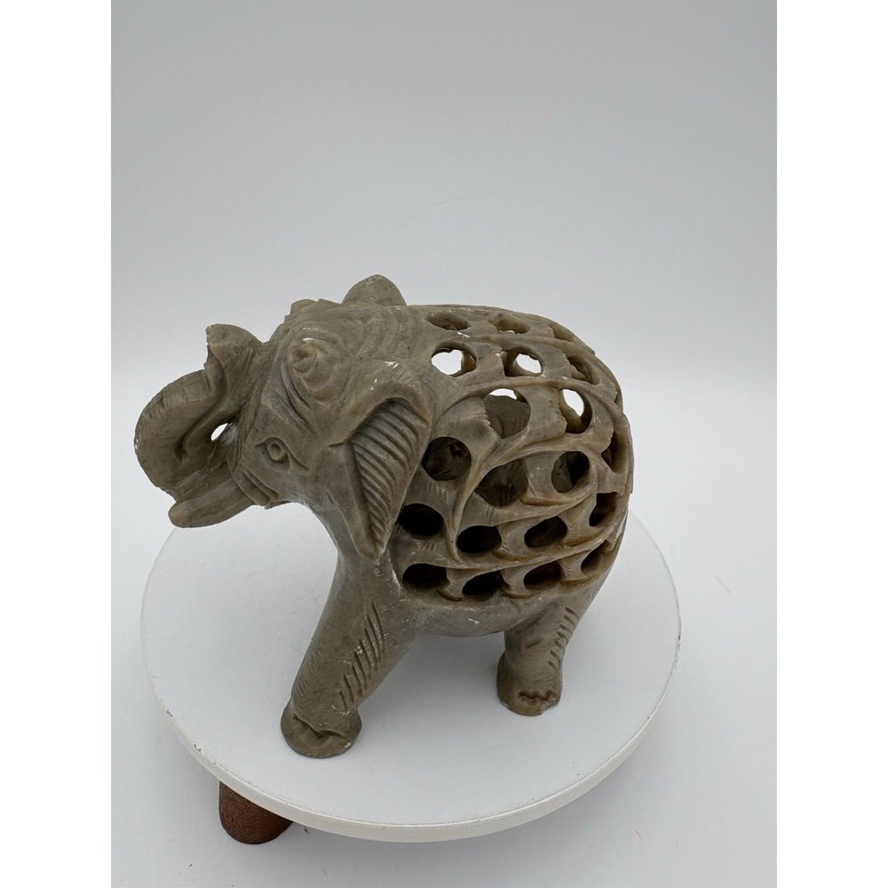 Vintage Collectable Soapstone‎ hand carved Elephant with baby inside Figurine